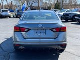 Used 2022 Nissan Altima 2.5 SV w/ SV Premium Package image 3