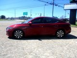 Used 2020 Nissan Sentra SV w/ SV Premium Package image 2