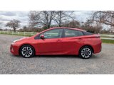 Used 2016 Toyota Prius Three Touring image 4