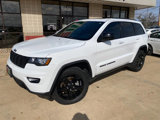 Used 2019 Jeep Grand Cherokee Laredo image 2