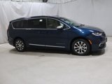 New 2025 Chrysler Pacifica Pinnacle image 5