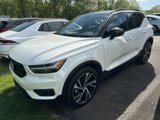 Used 2022 Volvo XC40 T5 R-Design w/ Advanced Package image 3