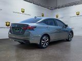 Used 2021 Nissan Versa SR image 5