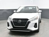 Used 2021 Nissan Kicks SV image 2