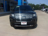 Used 2018 Ford Explorer XLT image 2