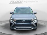 Certified 2022 Volkswagen Taos SE image 2