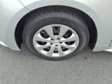 Used 2021 Toyota Corolla LE image 4