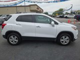 Used 2020 Chevrolet Trax LT w/ Sun & Sound Package image 6