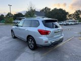 Used 2018 Nissan Pathfinder SV image 3