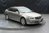 Used 2006 Nissan Altima 3.5 SE w/ (X01) Leather Pkg image 2