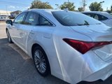 Used 2020 Toyota Avalon Limited image 3