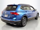 Used 2020 Volkswagen Tiguan SE w/ Panoramic Sunroof Package image 4