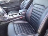 Used 2023 Ford Edge SEL w/ Convenience Package image 3