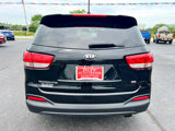 Used 2017 Kia Sorento AWD image 4