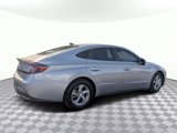 Used 2023 Hyundai Sonata SE w/ Cargo Package image 4