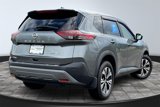 Used 2021 Nissan Rogue SV image 2