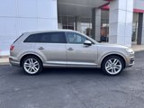 Used 2017 Audi Q7 3.0T Prestige image 2