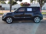 Used 2016 Kia Soul + image 4