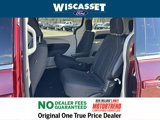 Used 2023 Chrysler Voyager LX image 5