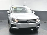 Used 2016 Volkswagen Tiguan S image 3