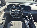Used 2023 Hyundai Elantra SEL w/ Convenience Package image 4
