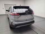 Used 2024 Ford Edge SEL image 6