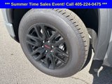 New 2024 GMC Sierra 1500 Elevation image 2