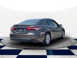 Used 2018 Toyota Camry LE image 5