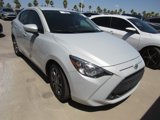 Used 2020 Toyota Yaris L image 2