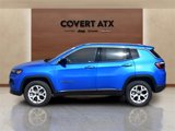 New 2025 Jeep Compass Latitude image 2