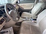 Used 2004 Toyota Highlander 2WD image 4