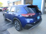 Used 2023 Nissan Rogue SV image 3