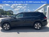 New 2025 Volkswagen Atlas SE image 4