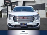 Used 2024 GMC Terrain SLT image 3