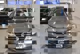 Used 2017 Volkswagen Jetta SE image 3