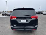 Used 2020 Chrysler Pacifica Touring-L image 6