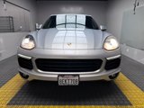 Used 2018 Porsche Cayenne Platinum Edition image 2
