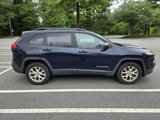 Used 2016 Jeep Cherokee Sport image 4