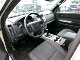 Used 2010 Ford Escape XLT image 5