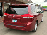 Used 2012 Toyota Sienna LE image 3