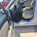 Used 2013 Dodge Avenger SE image 4