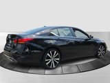 Used 2021 Nissan Altima 2.5 SR image 3
