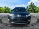Used 2013 Toyota Highlander FWD image 2