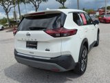 Certified 2021 Nissan Rogue SV image 5