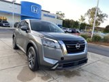 Used 2022 Nissan Pathfinder S image 2
