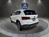 Used 2022 Volkswagen Taos SE image 3