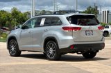 Certified 2018 Toyota Highlander SE image 6