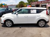 Used 2020 Kia Soul LX image 2