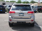 Used 2018 Jeep Grand Cherokee Overland image 4