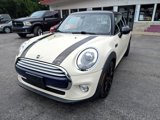 Used 2015 MINI Cooper 2-Door Hardtop image 3